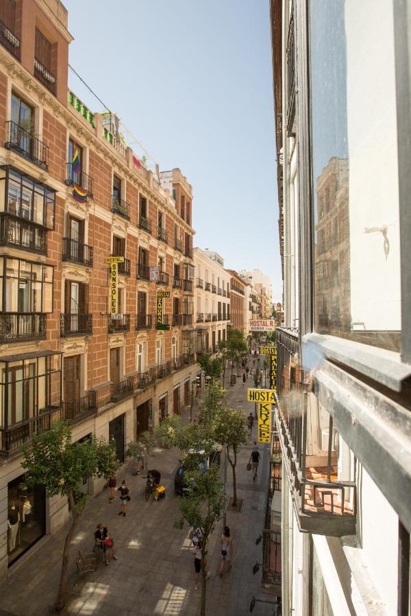 Fuencarral Adeco Hotel Madrid Exterior foto